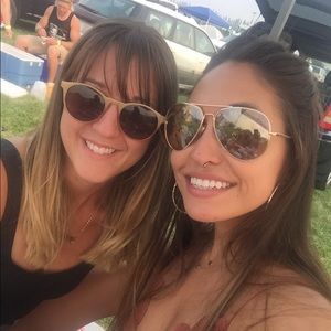 Meet your Posher, Justine